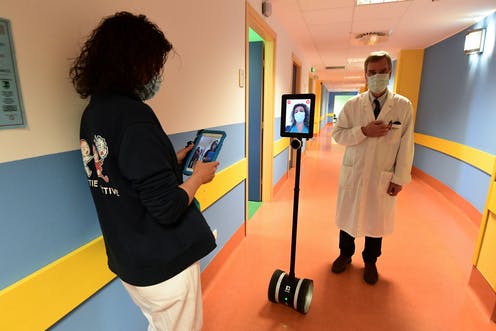 Hasta-hemşire arasında iletişimin sağlanacağı robot