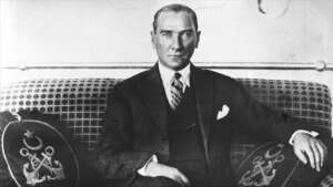 Cumhuriyet'in İlanında Önermli Figürler Atatürk